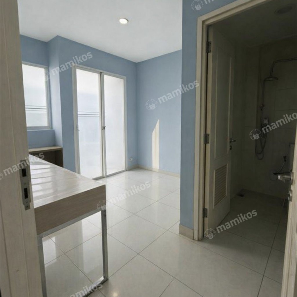 Rumah Sertifikat SHM 3 Kamar Tidur 3 Kamar Mandi Puri Mansion Jakarta Barat - Photo 4