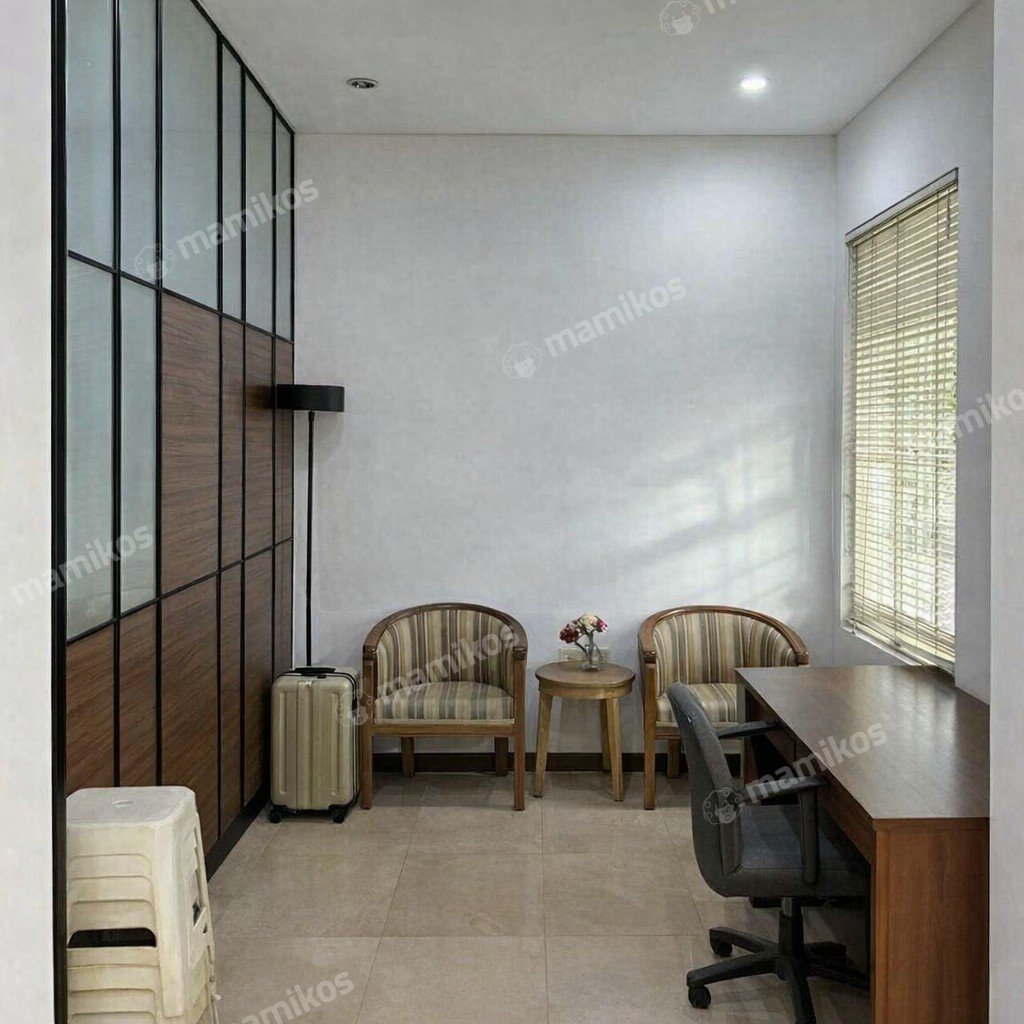 Rumah 3 Kamar Tidur 2 Kamar Mandi 1 Lantai Tanjung Duren Jakarta Barat - Photo 2