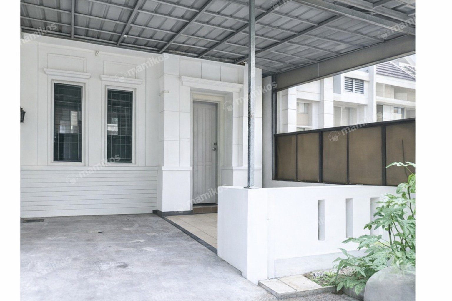 Rumah 2 Kamar Tidur 1 Kamar Mandi 1 Lantai Kota Wisata Jakarta Timur