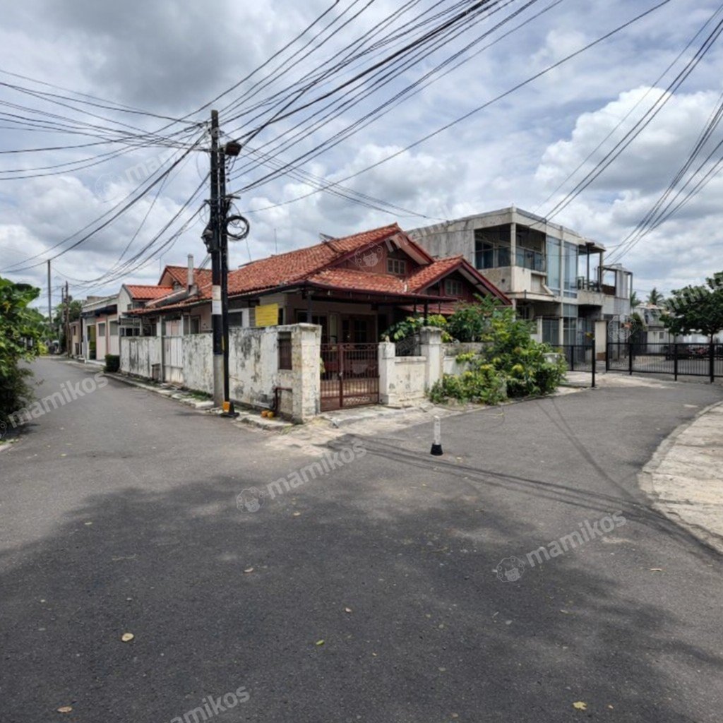 Rumah Sertifikat SHM 3 Kamar Tidur 2 Kamar Mandi Tebet Jakarta Selatan - Photo 3