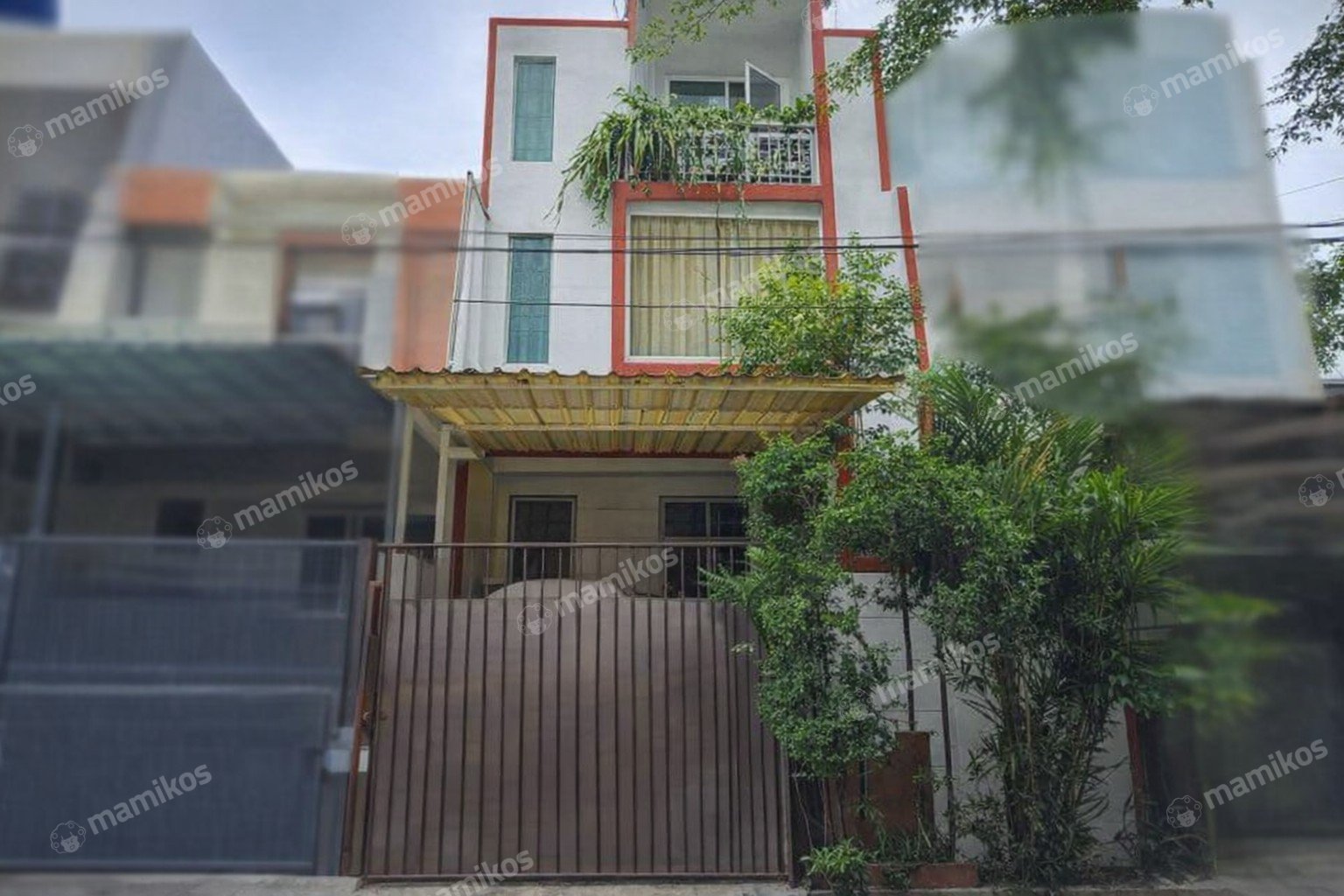 Rumah Sertifikat SHM 3 Kamar Tidur 3 Kamar Mandi Green Ville Jakarta Barat
