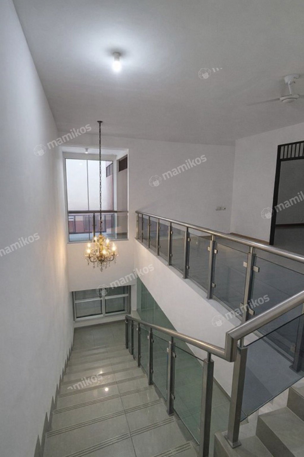 Rumah Sertifikat SHM 4 Kamar Tidur 3 Kamar Mandi Sunter Jakarta Utara - Photo 3
