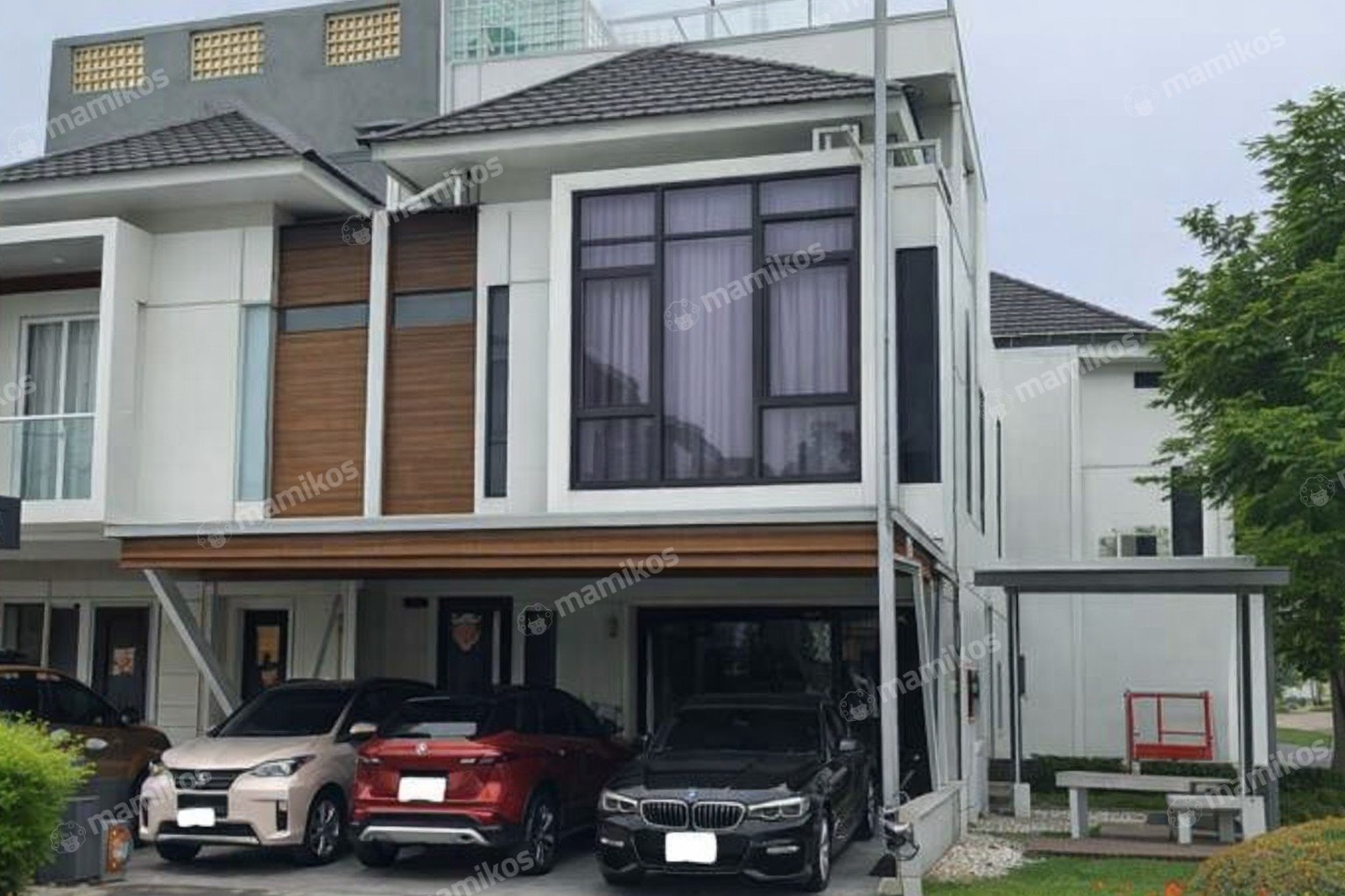 Rumah Sertifikat SHM 5 Kamar Tidur 4 Kamar Mandi Metland Puri Jakarta Barat