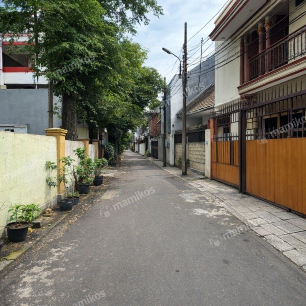 Rumah Sertifikat SHM 4 Kamar Tidur 3 Kamar Mandi Duri Kepa Jakarta Barat - Photo 5
