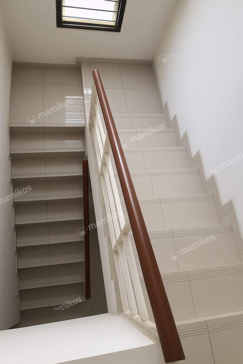 Rumah Sertifikat SHM 4 Kamar Tidur 4 Kamar Mandi Jakarta Garden City Jakarta Timur - Photo 2