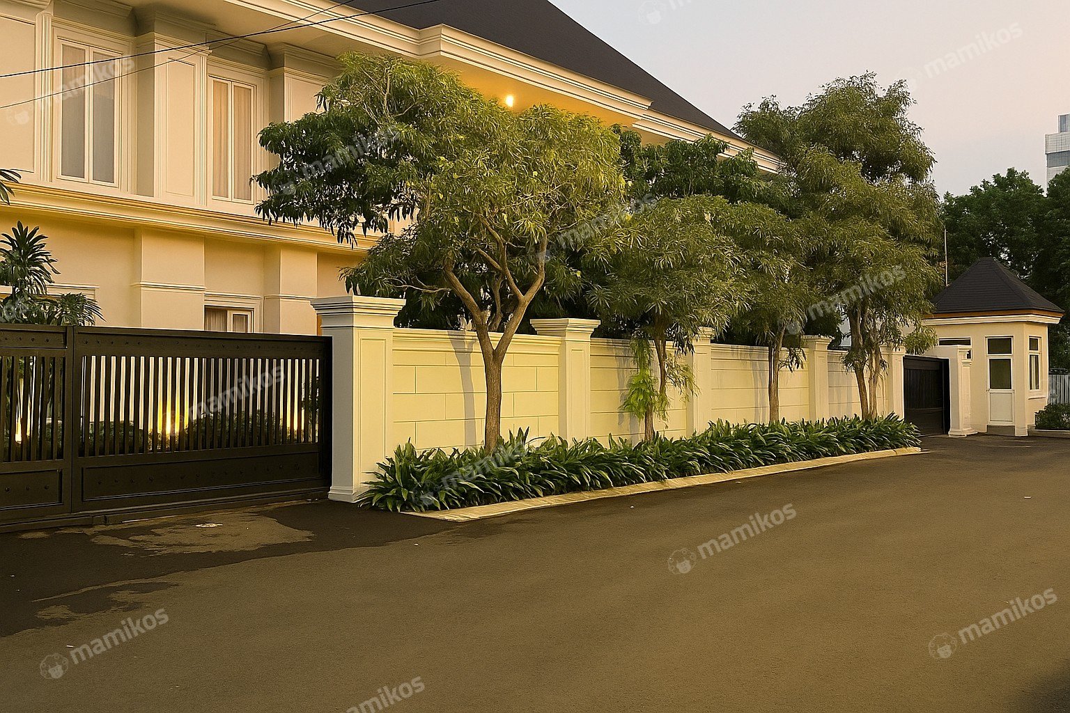 Rumah Baru Sertifikat SHM 5 Kamar Tidur Kemang Jakarta Selatan