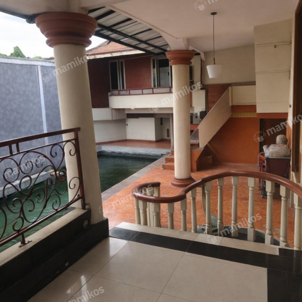 Rumah Sertifikat SHM 5 Kamar Tidur 5 Kamar Mandi Jagakarsa Jakarta Selatan - Photo 5