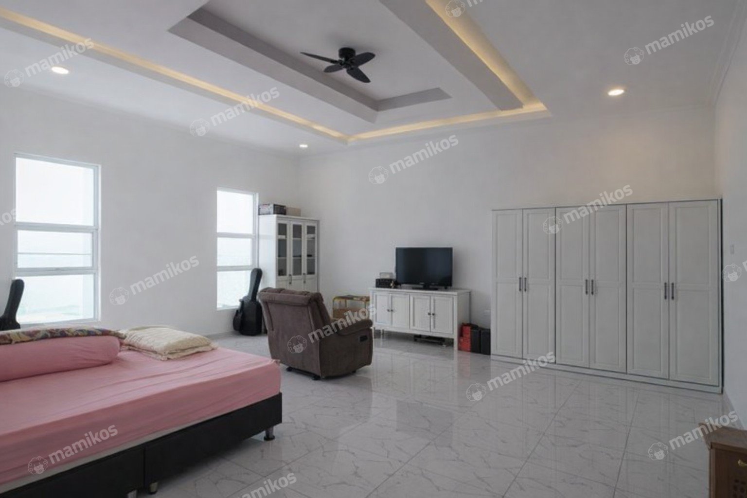 Rumah Sertifikat SHM 7 Kamar Tidur 3 Kamar Mandi Duri Kosambi Jakarta Barat - Photo 4