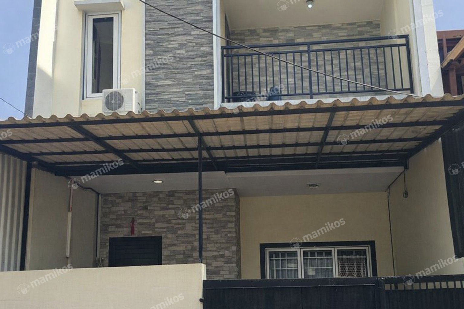 Rumah Sertifikat SHM 4 Kamar Tidur 3 Kamar Mandi Taman Kencana Jakarta Barat
