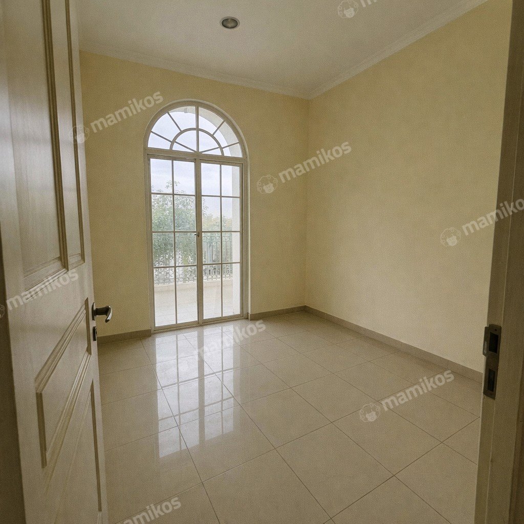 Rumah Sertifikat SHM 3 Kamar Tidur 3 Kamar Mandi Green Lake City Jakarta Barat - Photo 5