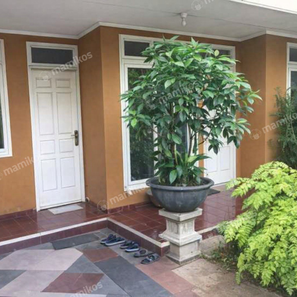 Rumah Sertifikat HGB 4 Kamar Tidur 2 Kamar Mandi Puri Media Jakarta Barat - Photo 2