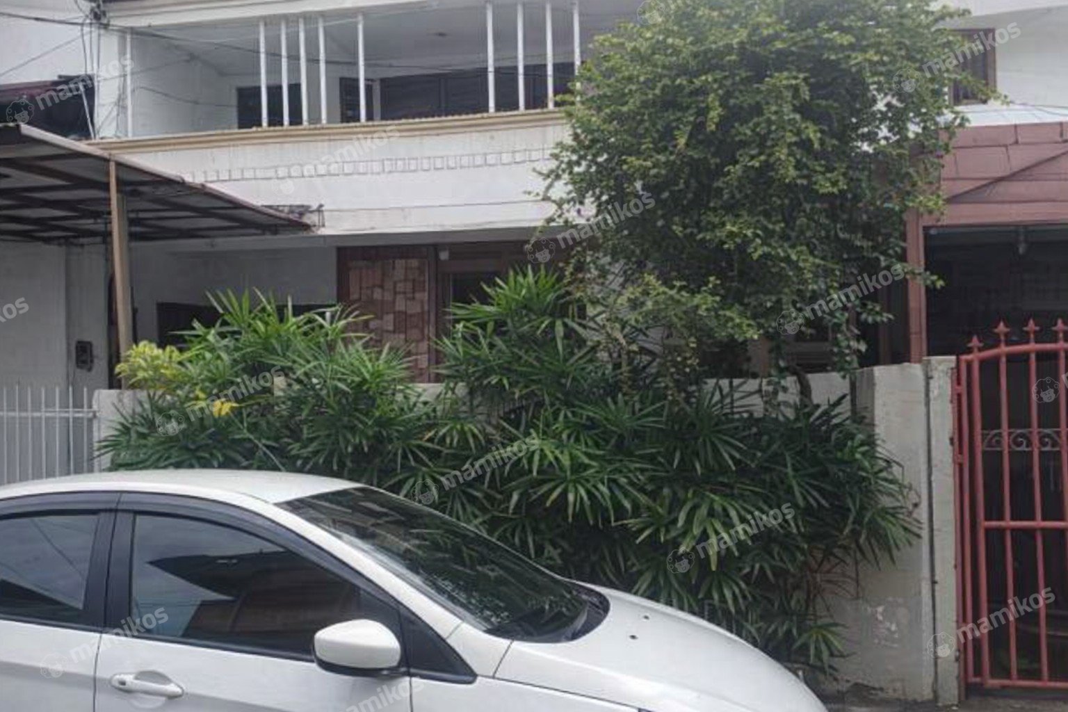 Rumah 5KT 4KM Tanjung Duren Jakarta Barat