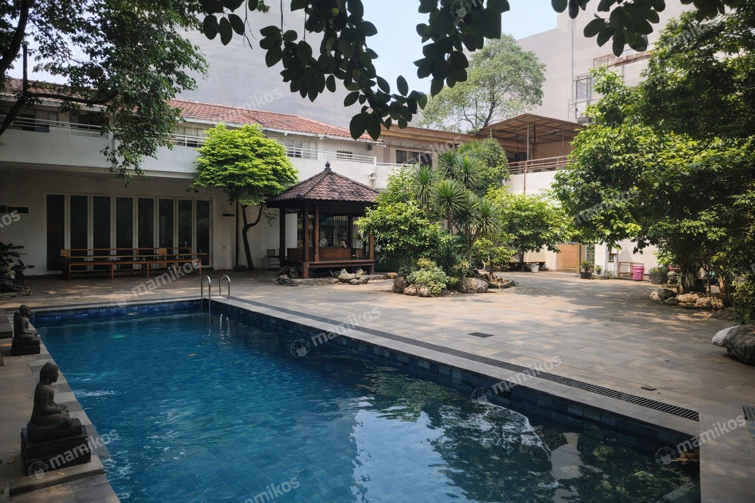 Rumah Sertifikat SHM 6 Kamar Tidur 6 Kamar Mandi Tanjung Duren Jakarta Barat