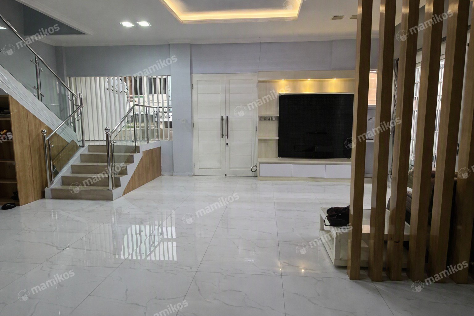 Rumah Sertifikat SHM 8 Kamar Tidur 5 Kamar Mandi Kelapa Gading Jakarta Utara