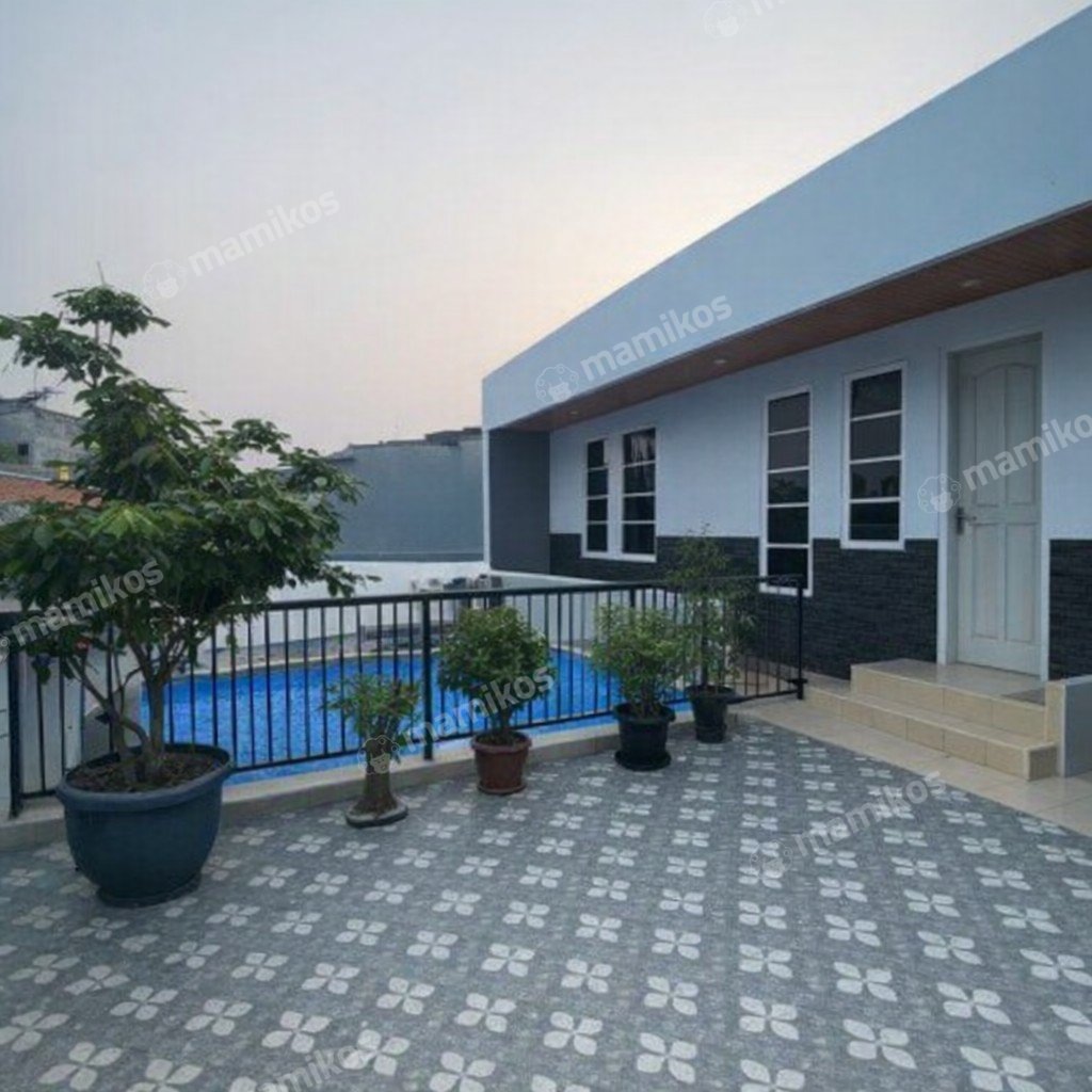 Rumah Sertifikat SHM 4 Kamar Tidur 5 Kamar Mandi Jatinegara Jakarta Timur