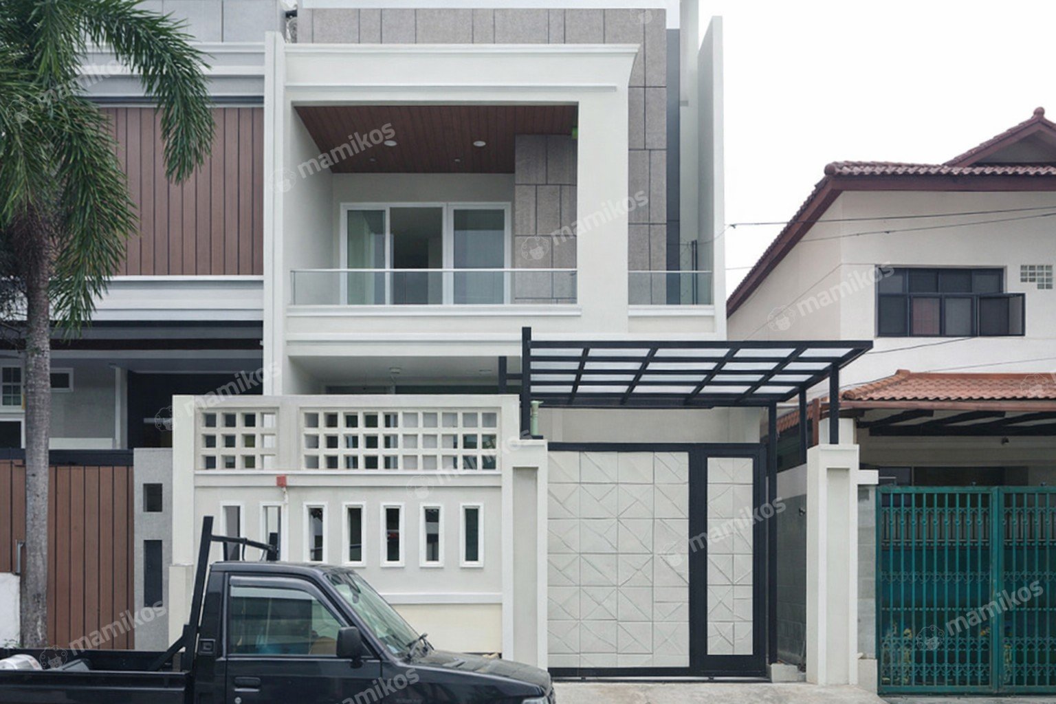 Rumah Sertifikat SHM 7 Kamar Tidur 8 Kamar Mandi Puri Indah Jakarta Barat