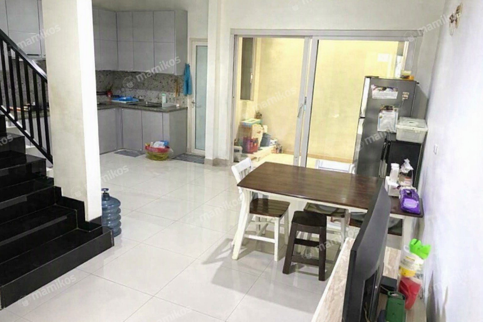 Rumah Sertifikat SHM 3 Kamar Tidur 3 Kamar Mandi Sunter Jakarta Utara - Photo 3