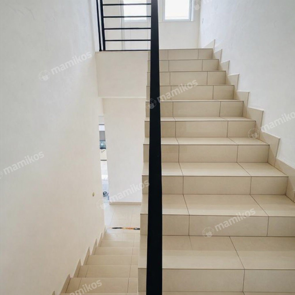 Rumah Sertifikat HGB 3 Kamar Tidur 3 Kamar Mandi Citra Grand Jakarta Timur - Photo 3