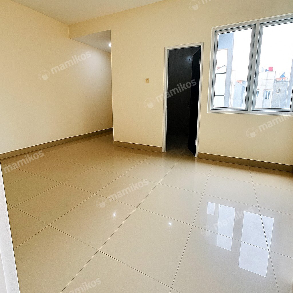 Rumah Sertifikat HGB 3 Kamar Tidur 3 Kamar Mandi Citra Grand Jakarta Timur - Photo 4