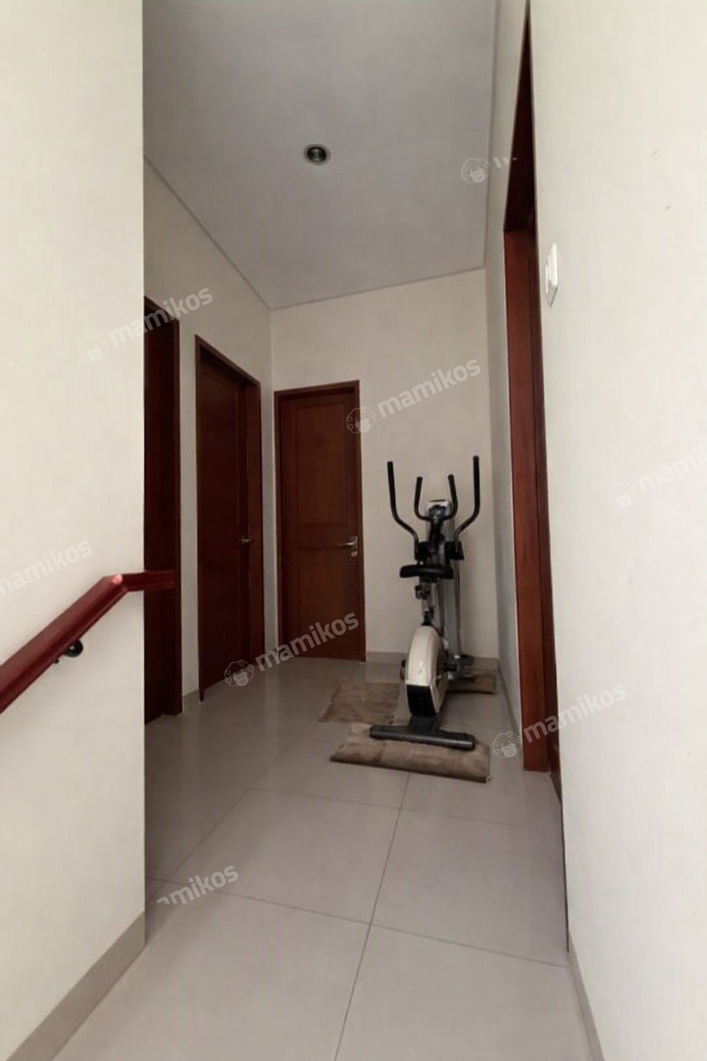 Rumah Sertifikat SHM 5 Kamar Tidur 4 Kamar Mandi Kelapa Gading Jakarta Utara - Photo 2
