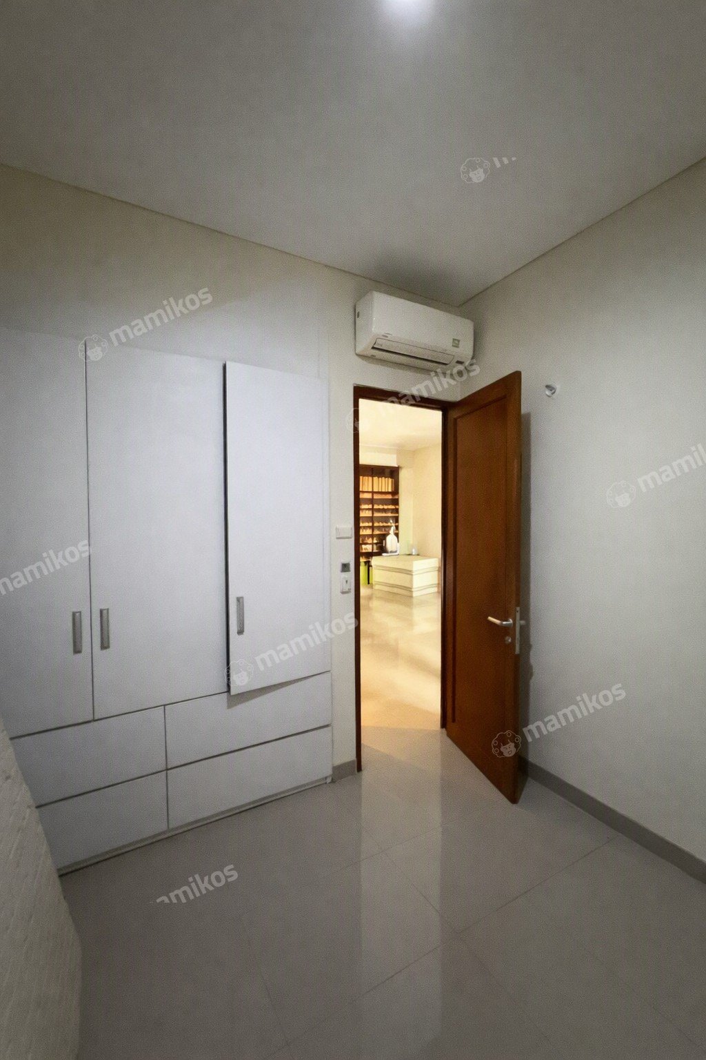 Rumah Sertifikat SHM 5 Kamar Tidur 4 Kamar Mandi Kelapa Gading Jakarta Utara - Photo 4