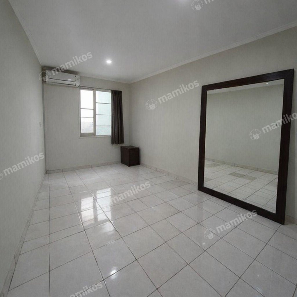 Rumah Sertifikat SHM 4 Kamar Tidur 3 Kamar Mandi Kelapa Gading Jakarta Utara - Photo 3
