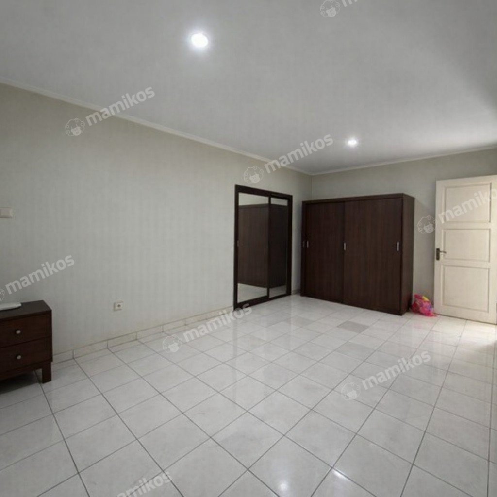 Rumah Sertifikat SHM 4 Kamar Tidur 3 Kamar Mandi Kelapa Gading Jakarta Utara - Photo 4