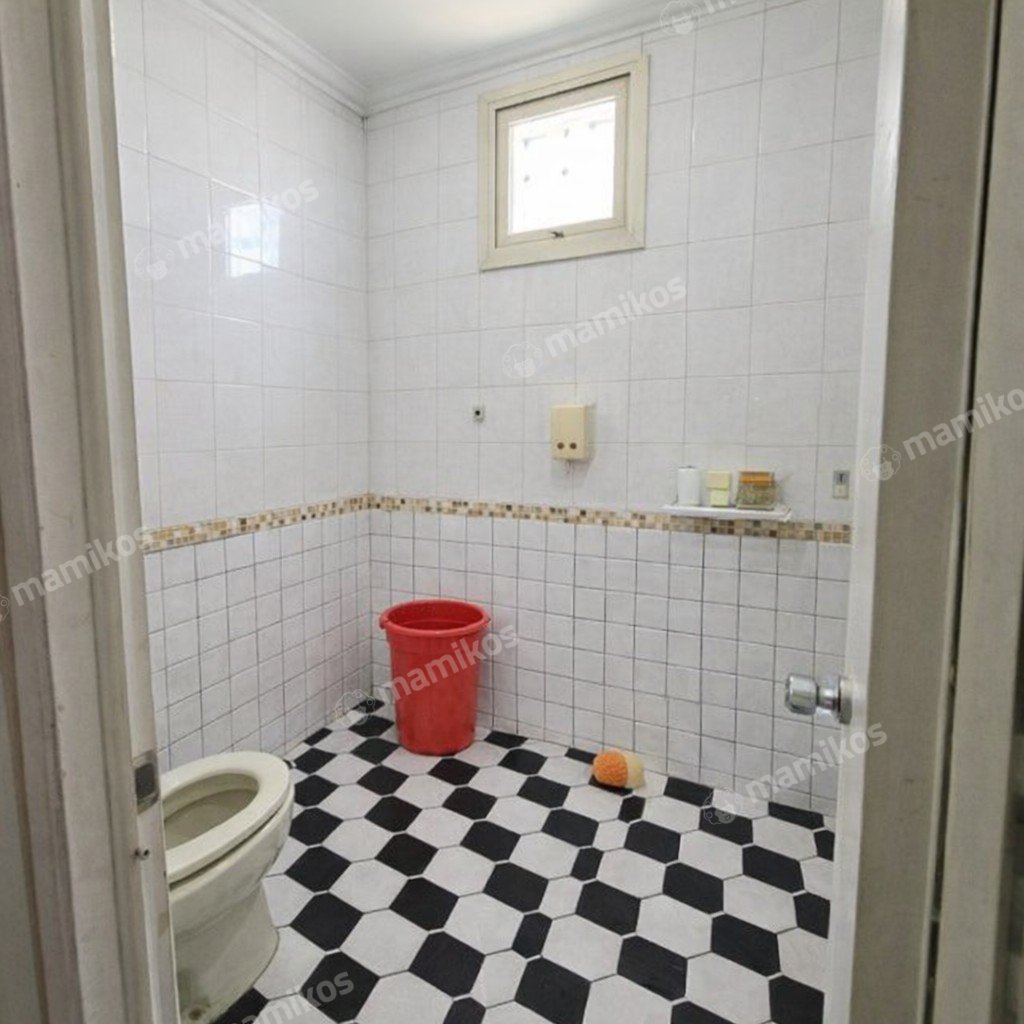 Rumah Sertifikat SHM 7 Kamar Tidur 4 Kamar Mandi Raffles Hills Jakarta Timur - Photo 4