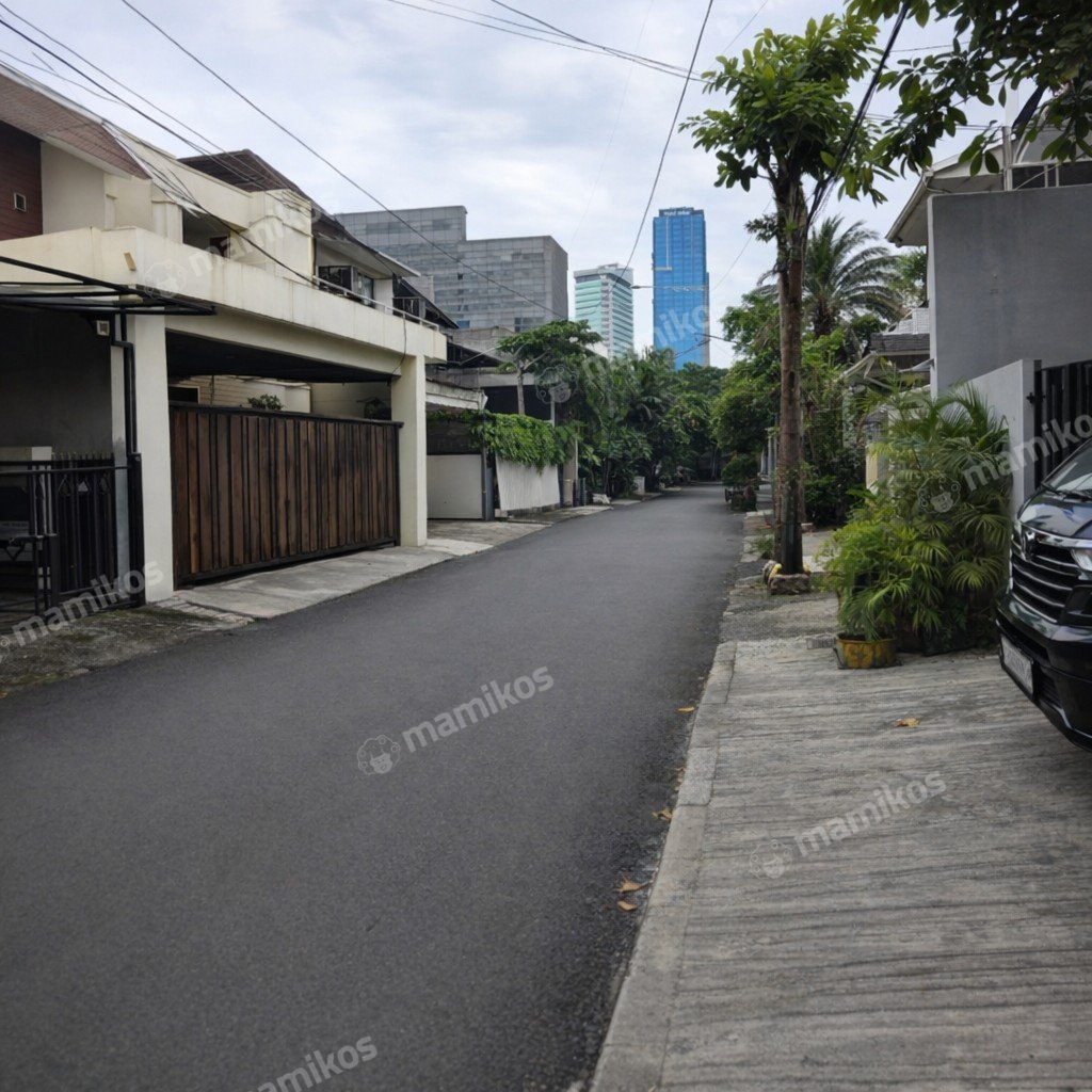 Rumah Sertifikat SHM 3 Kamar Tidur 3 Kamar Mandi Guntur Jakarta Selatan - Photo 2