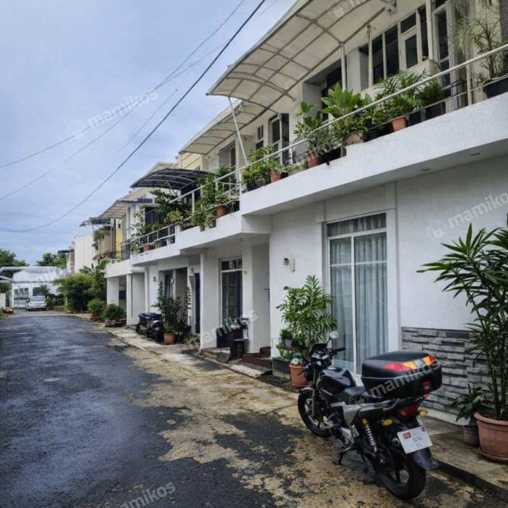 Rumah Sertifikat SHM 4 Kamar Tidur 3 Kamar Mandi Duren Sawit Jakarta Timur - Photo 2