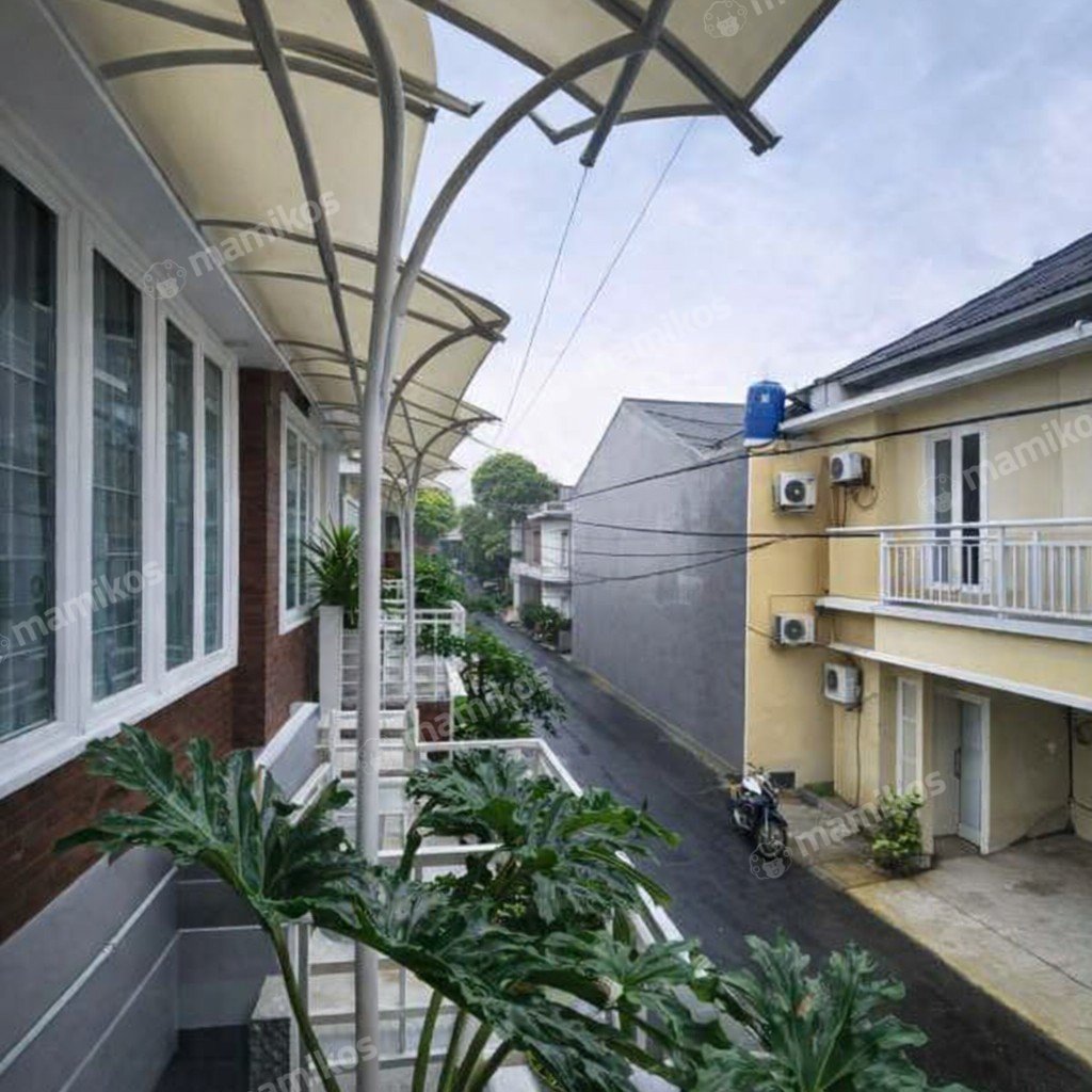 Rumah Sertifikat SHM 4 Kamar Tidur 3 Kamar Mandi Duren Sawit Jakarta Timur - Photo 4