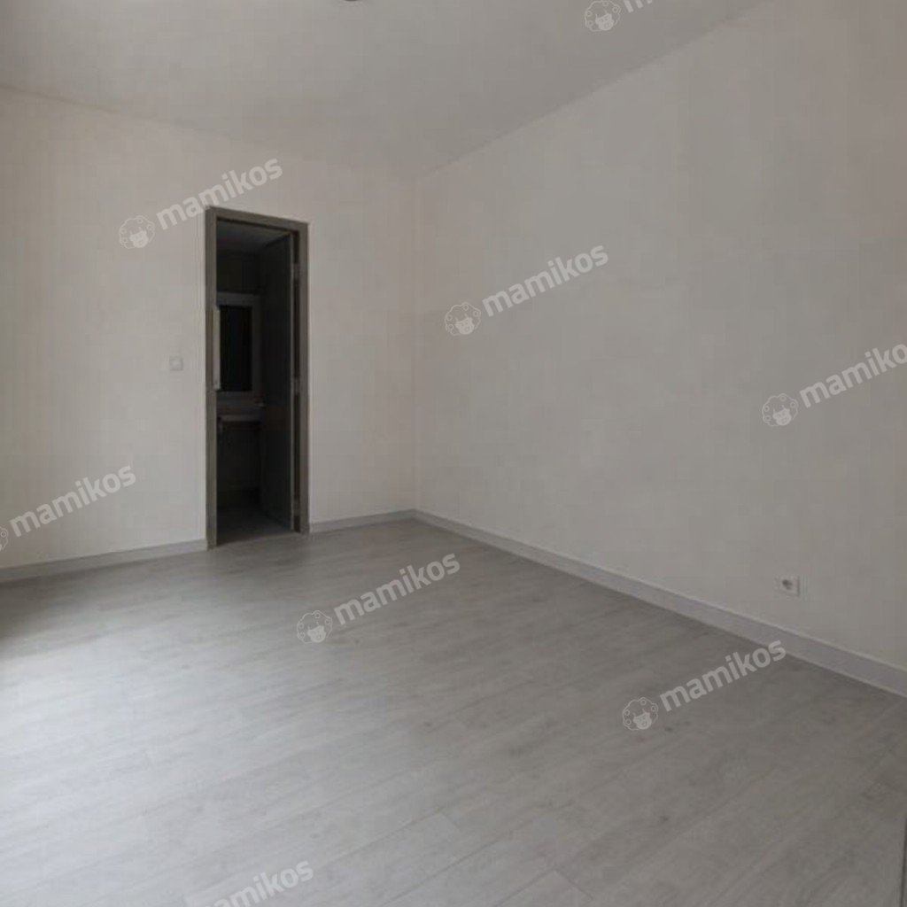 Rumah Sertifikat SHM 5 Kamar Tidur 5 Kamar Mandi Jakarta Garden City Jakarta Timur - Photo 4