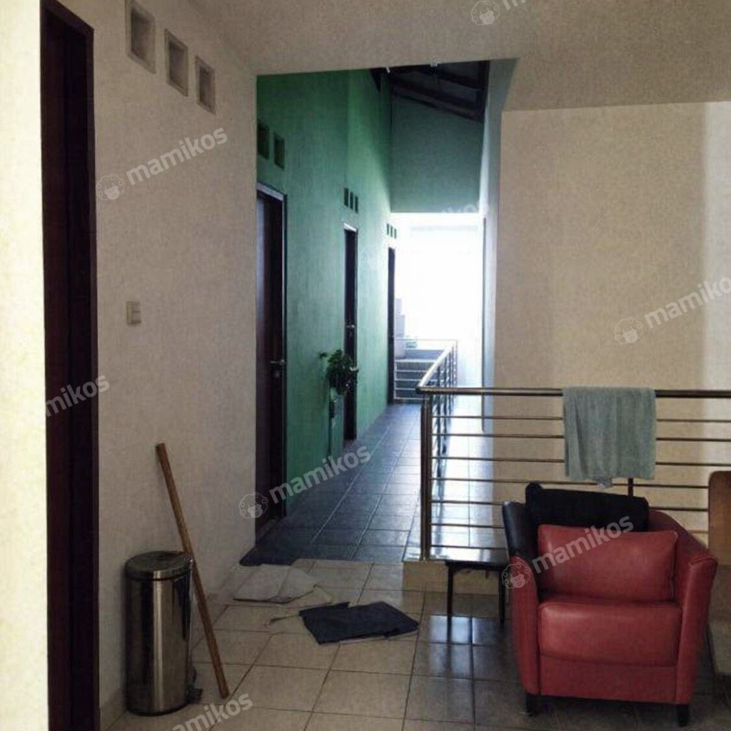 Rumah Sertifikat SHM 29 Kamar Tidur 29 Kamar Mandi Palmerah Jakarta Barat - Photo 4