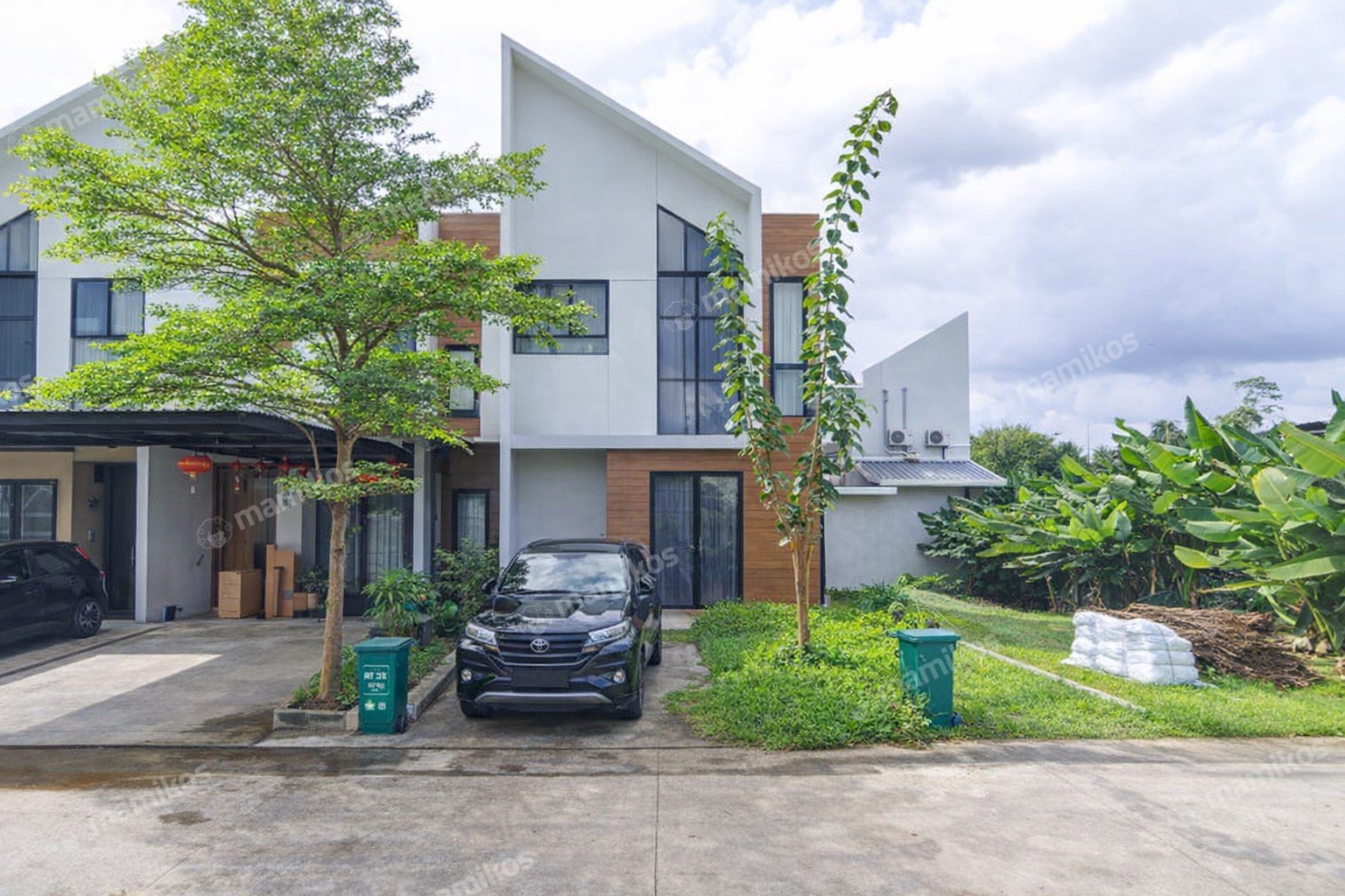 Rumah 2KT 2KM Green Lake City Jakarta Barat