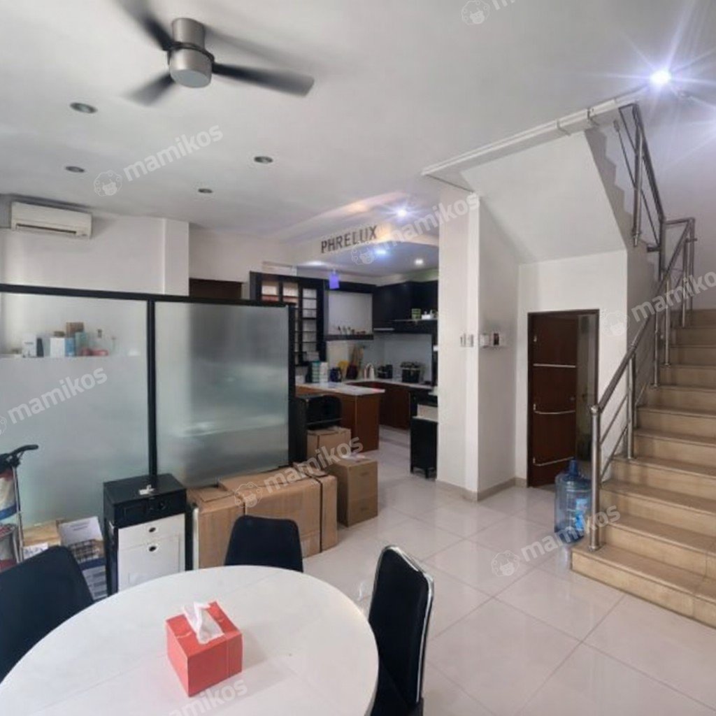 Rumah Sertifikat SHM 4 Kamar Tidur 5 Kamar Mandi Cipete Jakarta Selatan - Photo 3