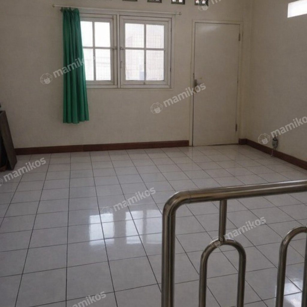 Rumah 4 Kamar Tidur 2 Kamar Mandi 2 Lantai Tomang Jakarta Barat - Photo 2