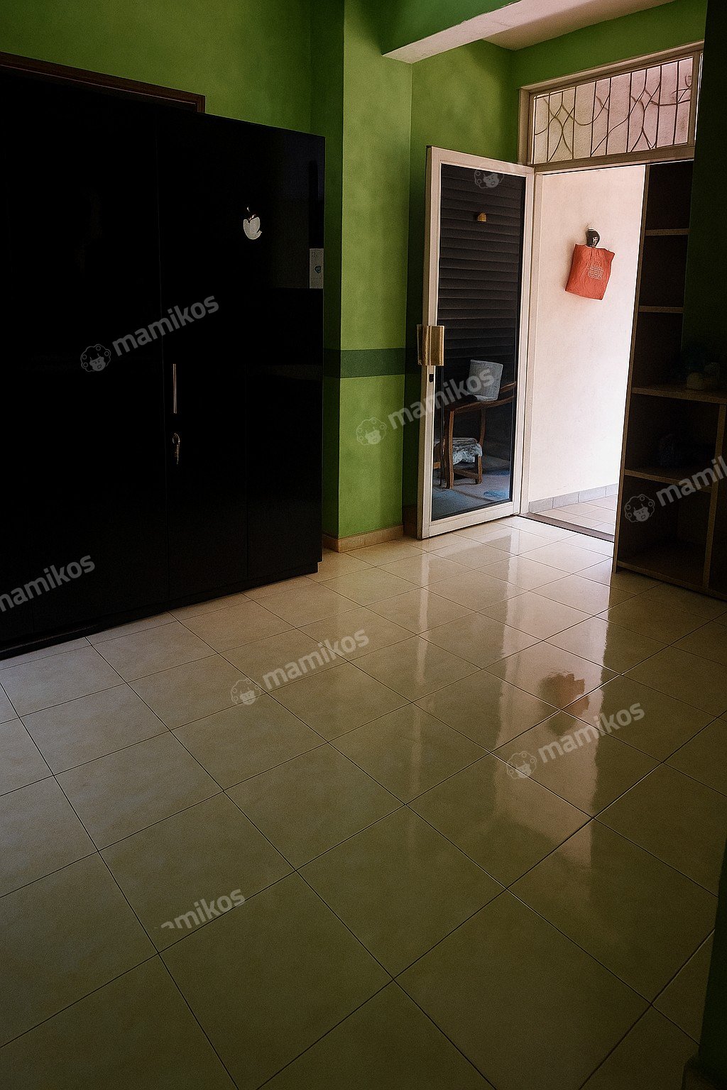 Rumah 4 Kamar Tidur 2 Kamar Mandi 2 Lantai Tomang Jakarta Barat - Photo 5