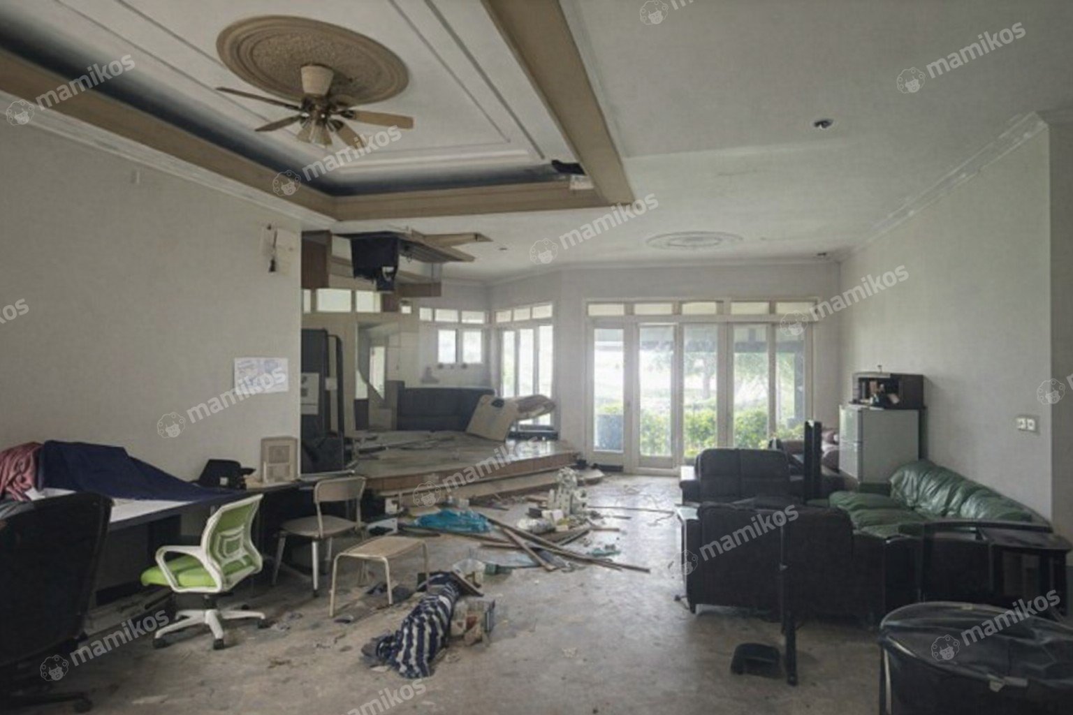 Rumah Sertifikat SHM 4 Kamar Tidur 2 Kamar Mandi Jati Padang Jakarta Selatan