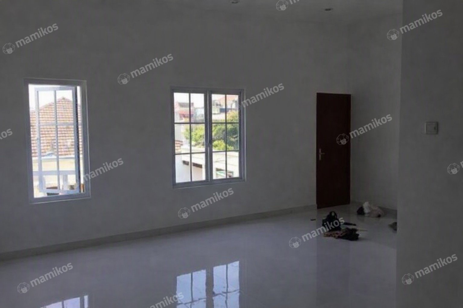 Rumah Sertifikat SHM 5 Kamar Tidur 3 Kamar Mandi Muara Karang Jakarta Utara - Photo 2