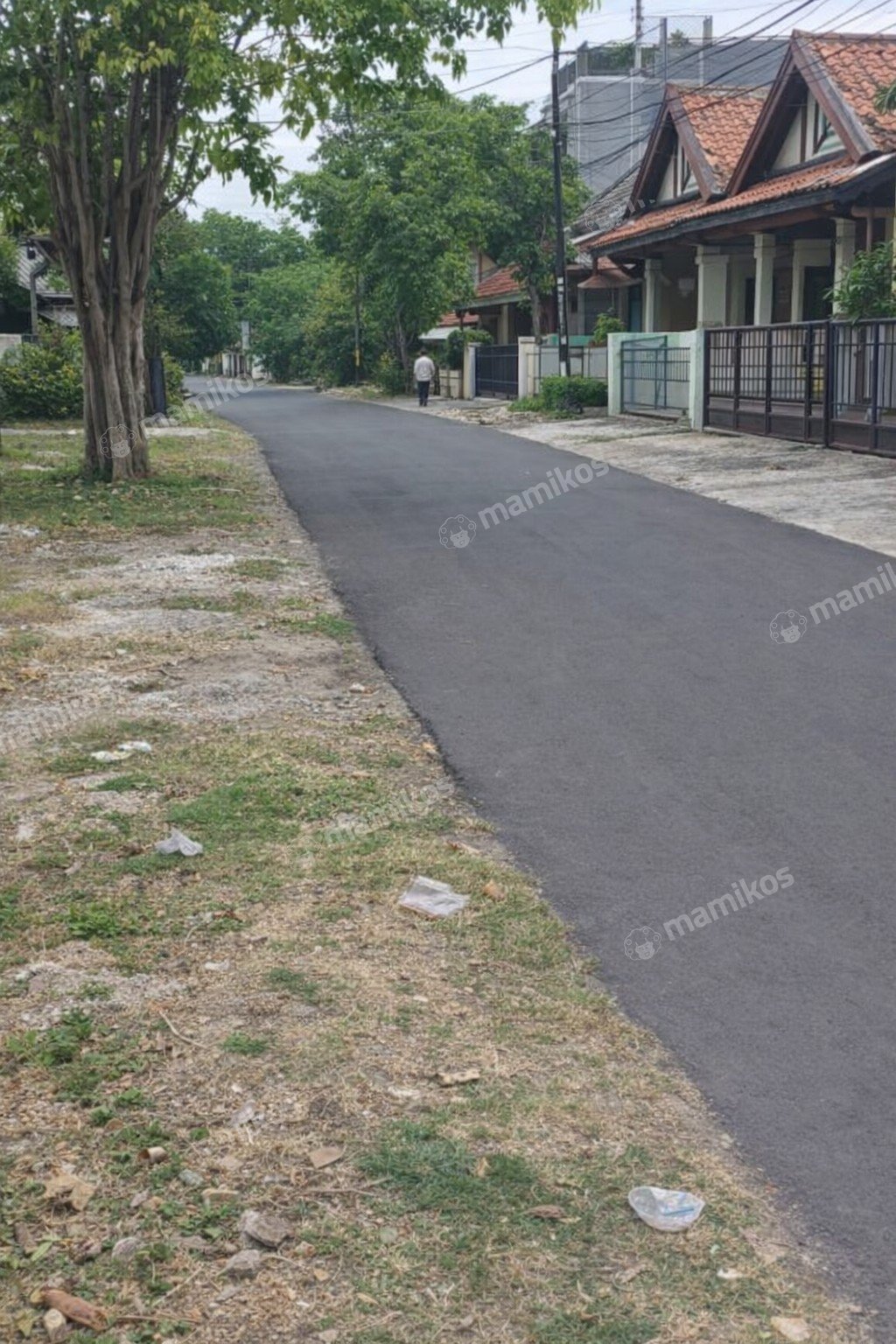 Rumah Sertifikat SHM 4 Kamar Tidur 4 Kamar Mandi Duren Sawit Jakarta Timur - Photo 4