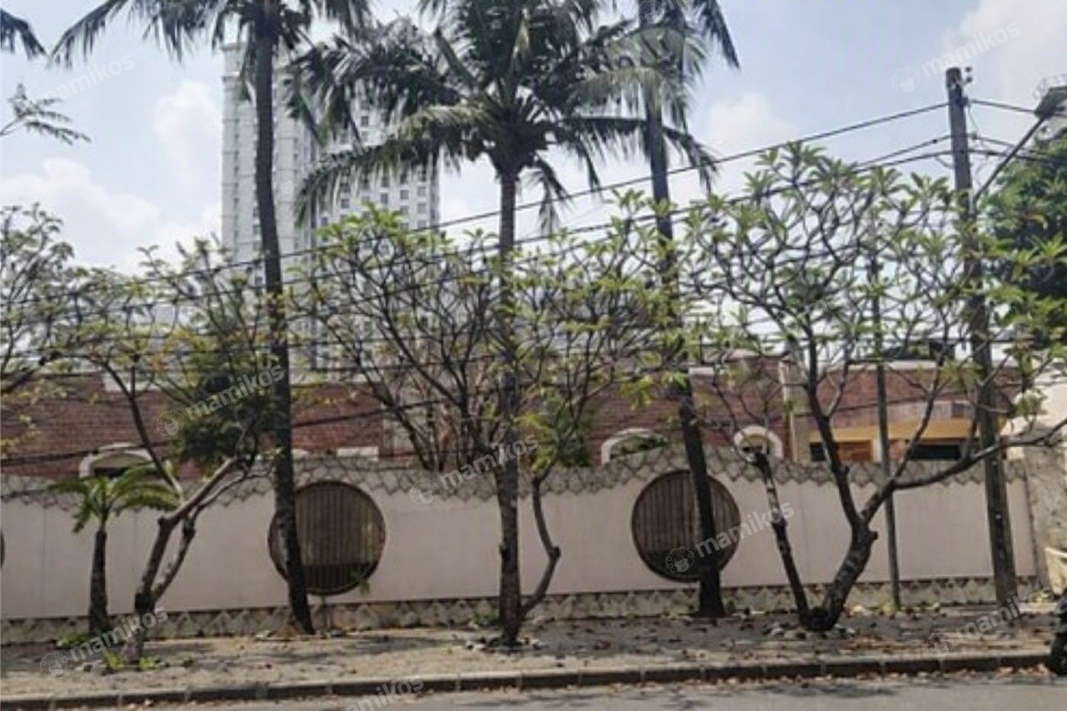 Rumah Sertifikat SHM 7 Kamar Tidur 4 Kamar Mandi Sunter Jakarta Utara - Photo 2