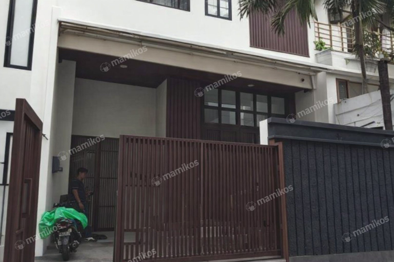 Rumah 4KT 5KM Permata Buana Jakarta Barat