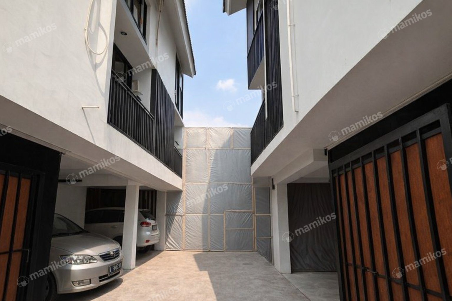 Rumah Sertifikat SHM 3 Kamar Tidur 3 Kamar Mandi Kebayoran Baru Jakarta Selatan
