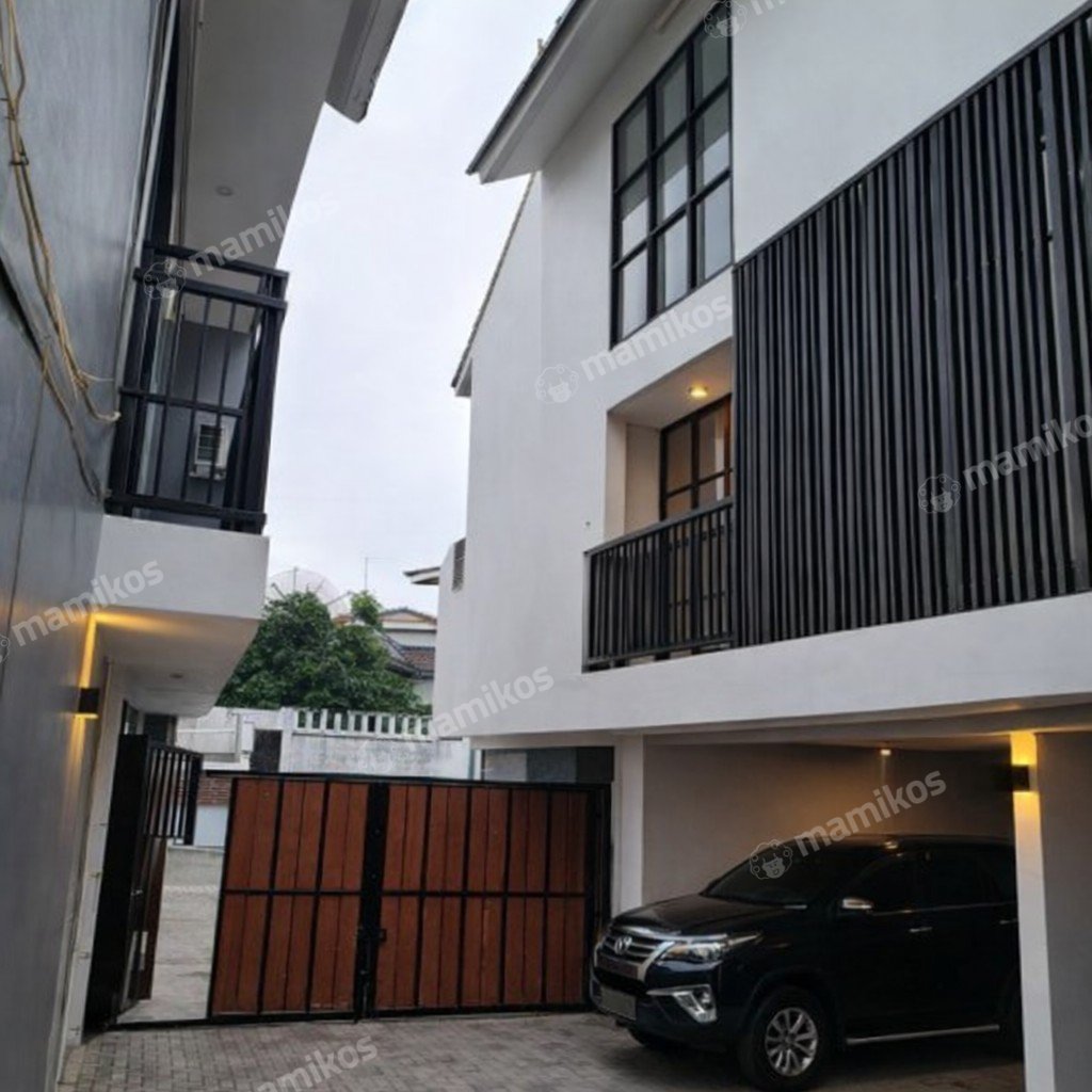 Rumah Sertifikat SHM 3 Kamar Tidur 3 Kamar Mandi Kebayoran Baru Jakarta Selatan - Photo 2