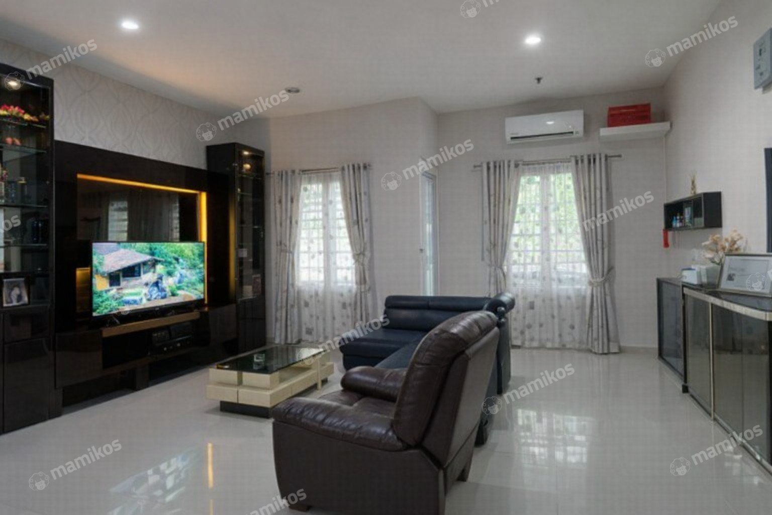 Rumah Sertifikat SHM 3 Kamar Tidur 3 Kamar Mandi Citra Garden Jakarta Barat