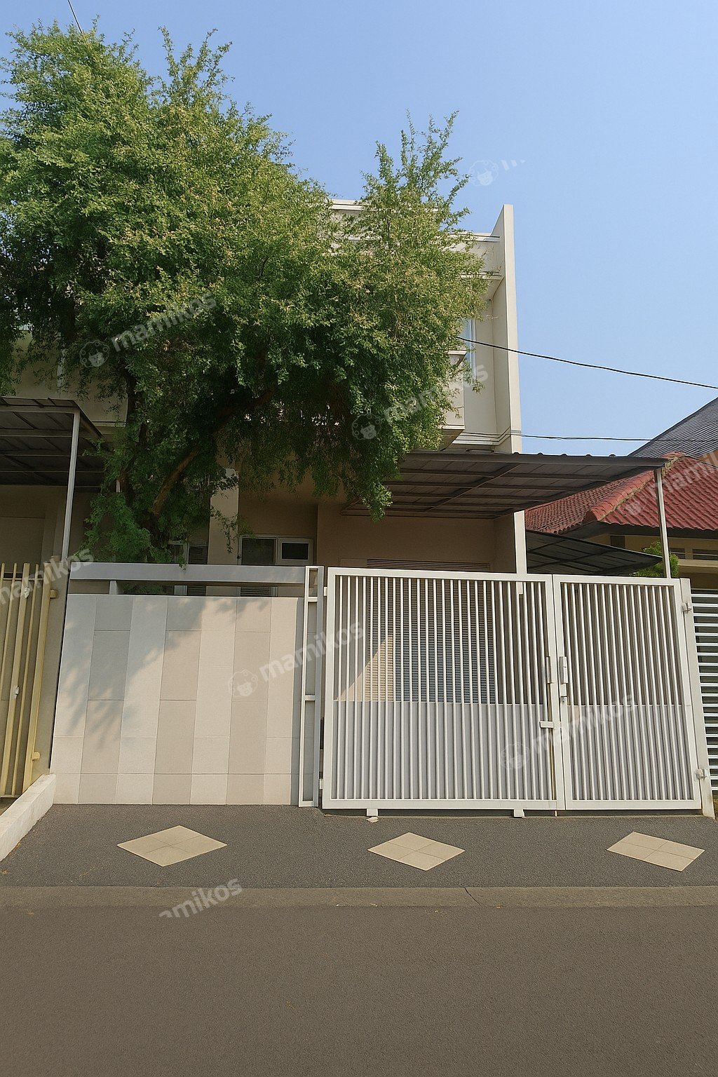 Rumah Sertifikat SHM 3 Kamar Tidur 3 Kamar Mandi Citra Garden Jakarta Barat - Photo 2