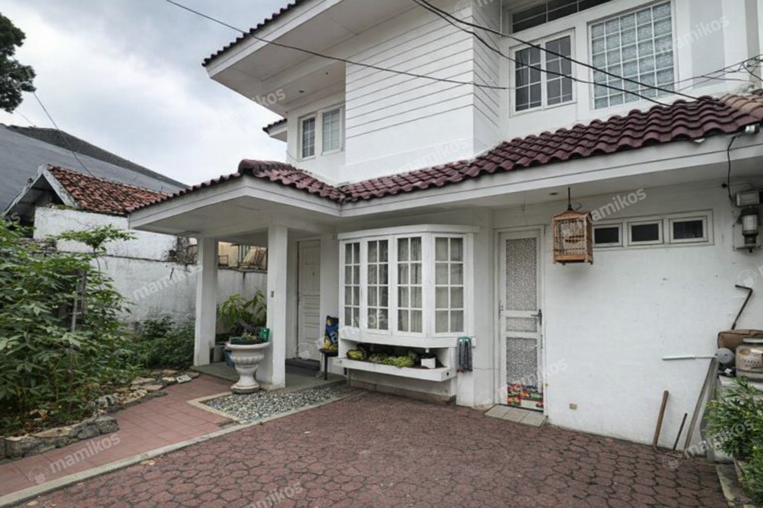 Rumah Sertifikat SHM 4 Kamar Tidur 2 Kamar Mandi Blok M Jakarta Selatan