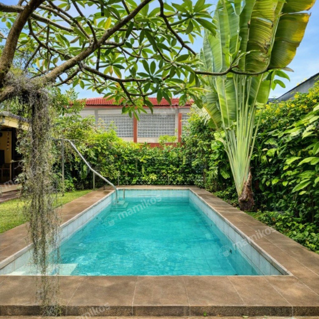 Rumah Sertifikat SHM 5 Kamar Tidur 4 Kamar Mandi Lebak Bulus Jakarta Selatan - Photo 2