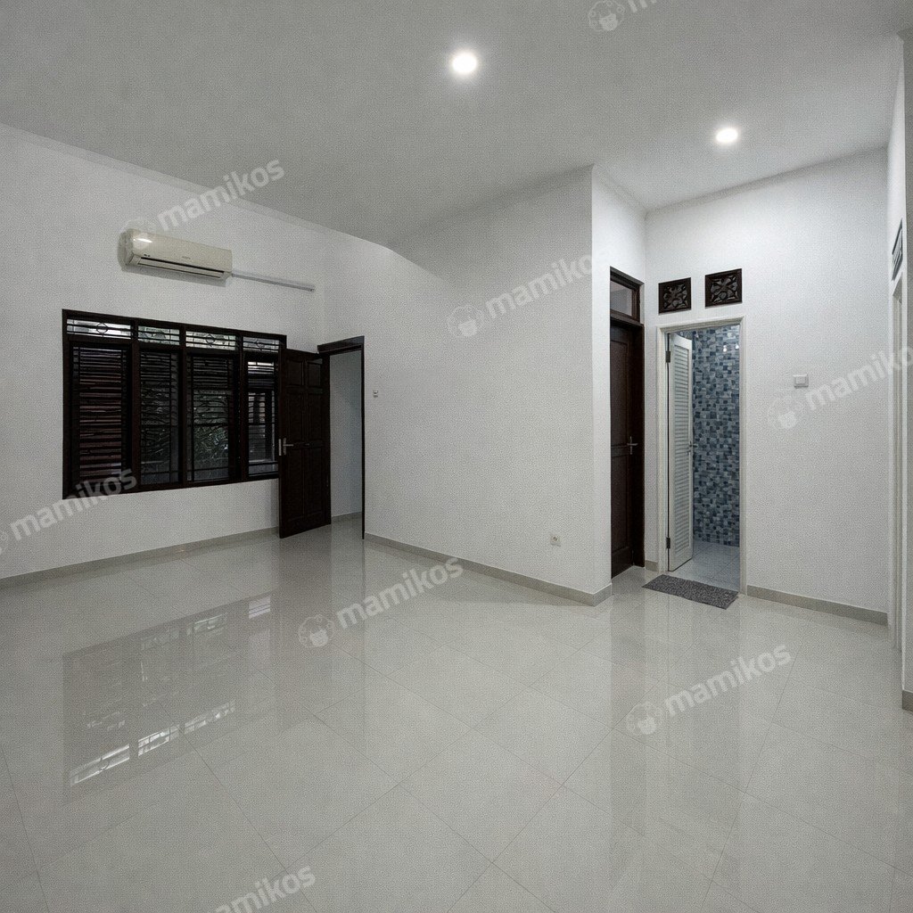 Rumah Sertifikat SHM 3 Kamar Tidur 3 Kamar Mandi Pondok Bambu Jakarta Timur - Photo 4