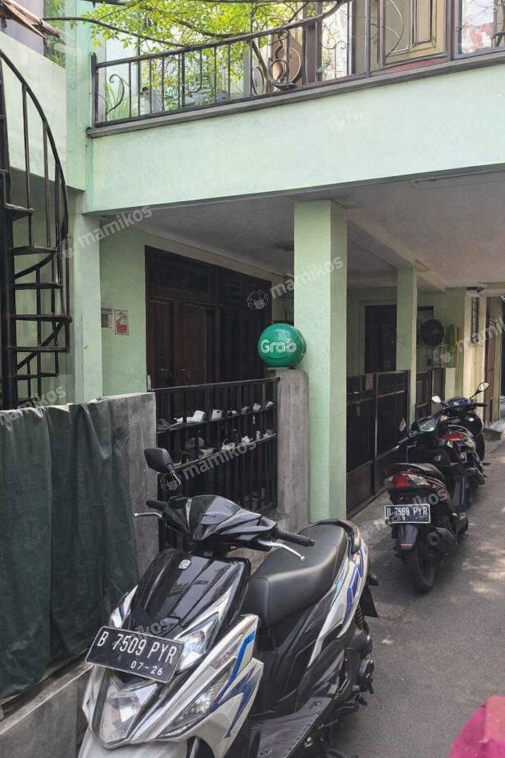 Rumah Sertifikat SHM 5 Kamar Tidur 5 Kamar Mandi Kota Bambu Selatan Jakarta Barat - Photo 2